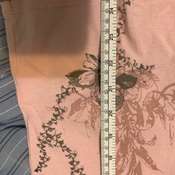 5/$25 Pink One World 3/4 sleeve XL - Picture 5 of 6